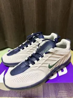 NIKE SB VERTEBRAE 28.5cm