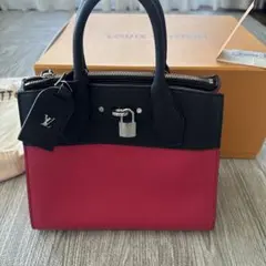 Item thumbnail for item 7dc7ea9a-5105-4b1f-b6c9-f49046b9f801