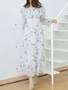 マーキュリーデュオ　BIGフラワーラッフルカシュクールワンピース