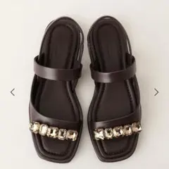 新品 試着のみOdette e Odile インサイドセパレートビジューサンダルのサムネイル