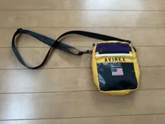 レザーショルダーバッグ