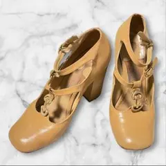 Chloé クロエ パンプス 36 ベージュ系 Tストラップ 金具ありのサムネイル