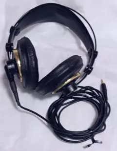 ●●AKG ヘッドホン(K240 STUDIO）音出し確認済み、現状品●●