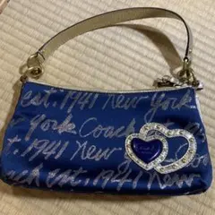 【美品】ショルダーストラップ付き！Coach ネイビー ハート型ショルダーバッグ