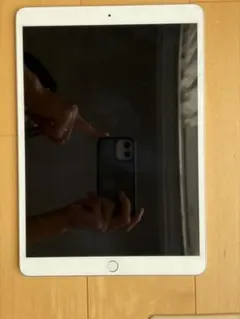 iPad 第9世代 wifiモデル 64GB 管理番号：473 - メルカリ