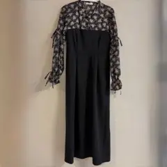 新品未使用 即日発送 春服 ロングワンピース 花柄 黒 リボン付き 美品のサムネイル