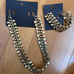 H&M　タグ付き　ネックレス　ブレスレット　セットのサムネイル
