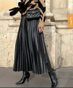 フェイクレザープリーツロングスカート