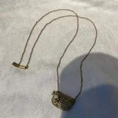 Item thumbnail for item caa0e615-e990-4adf-848c-5196aa82e48b