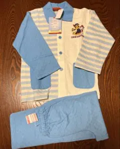 Item thumbnail for item f0852040-ce8f-48a6-9d05-4a3f5c10b4ef