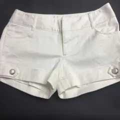 CECIL McBEE ホワイトショートパンツ Mサイズ
