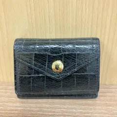 miu miu コンパクトウォレット　クロコ型押し　ブラックゴールド5MH021のサムネイル