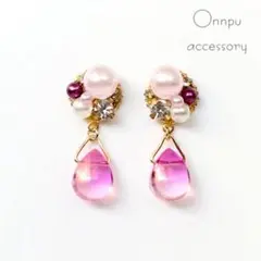 No.99 一点物チェコガラスのゆらゆらビジューピアス＆イヤリング　雫　紫ピンク