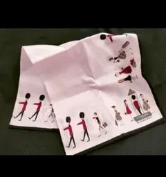 未使用品　BURBERRY　女の子　兵隊イラストデザイン　ハンカチ　匿名配送