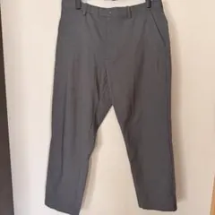 グレー スラックス UNIQLO ユニクロ　EZYアンクルパンツ