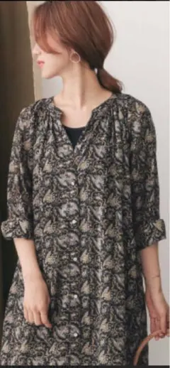 ＊新品未使用＊DOORS/アラベスクプリントワンピース