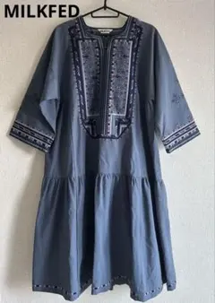 【美品】MILKFED 刺繍入り七分袖ワンピースのサムネイル
