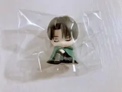 進撃の巨人　リヴァイ　ねむらせ隊　ガチャガチャ　フィギュア