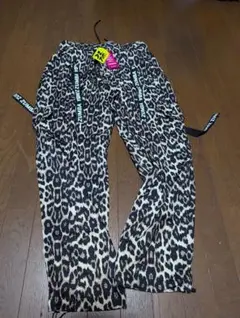 ZUMBA レオパード柄 カーゴパンツ