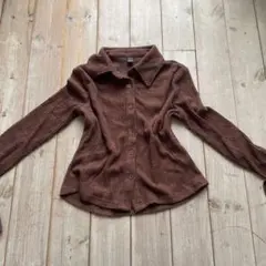 襟付きカーディガン