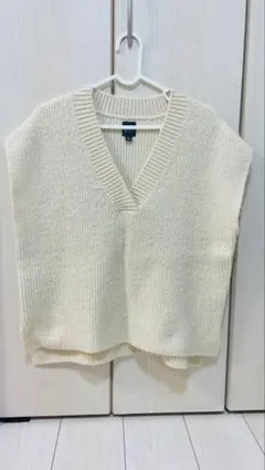 GAP Vネック ニットベスト アイボリー Sのサムネイル
