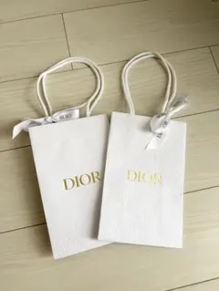 Dior ショップ袋 ホワイト 2枚セットのサムネイル