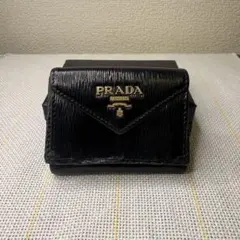 PRADA プラダ 黒 三つ折り財布 ヴィッテロムーブ