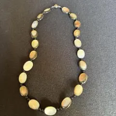 シェルネックレス