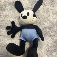 希少　TAITO オズワルド・ザ・ラッキー・ラビットぬいぐるみ タグ付き オズワルド・ザ・ラッキー・ラビット 腕にくっつく ぬいぐるみ - メルカリ