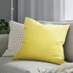 未開封 IKEA サネーラ クッションカバー ライトイエロー　終売カラーのサムネイル