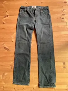 Levi's 501 ダークブルー ストレートジーンズ