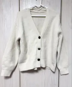 GU アイボリー カーディガン