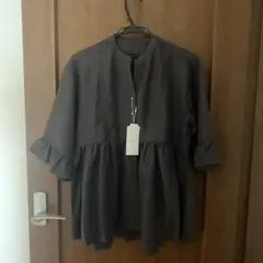 ダークグレー フリル付き五分袖チュニック 13/L