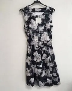 ワンピース　花柄ワンピース　MURCURYDUO マーキューリーデュオ　新品