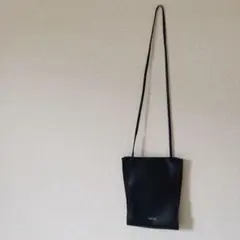 UN3D. ムック本 ショルダーバッグ ブラックのサムネイル