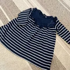 BeBe ネイビーと白のストライプ トップス90