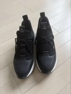 美品！LANVIN en Bleu 厚底レースアップスニーカー　黒のサムネイル