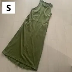 カーキ色　ノースリーブ　マキシ丈ワンピース ロングワンピース