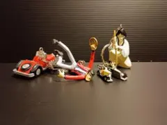 フィギュアとクラシックカーセット