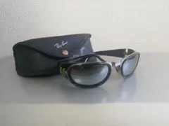 Ray-Ban スポーツサングラス ケース付き