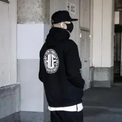 Mサイズ HUF Circle Logo バックプリント パーカー
