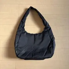 meltum SOFT SHELL MESSENGER BAG BLACK