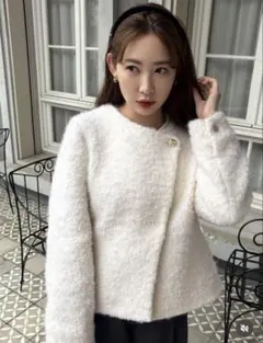 ジャケット・アウター Herlipto Elise Boucle Peplum Coat Elise Boucle Peplum Coat ecru S - メルカリ
