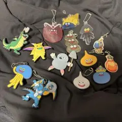 ドラゴンクエスト コレクションキーホルダー 全7種 スライムとゴールデンスライム ドラゴンクエスト コレクションキーホルダー ゴールデンスライム他