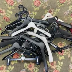 12/16迄の期間限定価格　衣類ハンガー　まとめ売り　スーツ　ジャケット