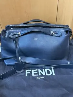 【最終価格】保存袋付 フェンディ ミディアムバイザウェイ 黒2wayショルダー付のサムネイル