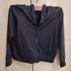 NAVY ブラックパーカー ラッシュガード120サイズ