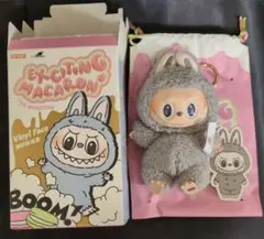 labubu macaron キャラクターグッズ