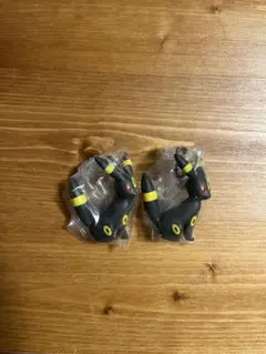 ポケモン 蓄光フィギュアチャーム ブラッキー まとめ売り