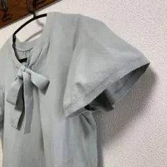 着用１回！組曲 リボン付きくすみグリーン半袖トップス♪パフスリーブ風 size3